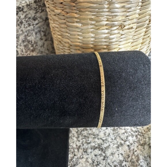 14K Yellow Gold "I Love You Mom" Serpentine Bracelet 7" Elegant Mother's Day Gif - Picture 2 of 6